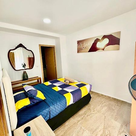 Suite Del Ayuntamiento 阿利坎特 外观 照片
